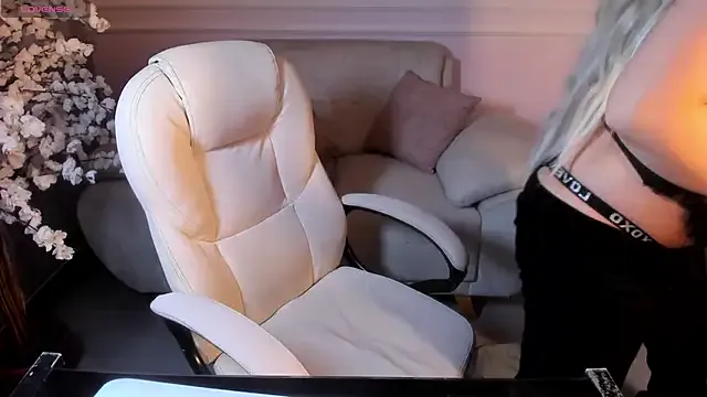AnaVelvett — show my sweet pussy