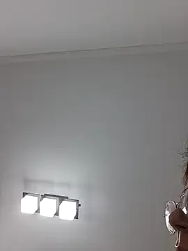 Anayssa_ — Fuckkk pussyyyy soo haarrrdd and squirt