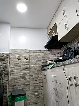 Andyy_Carter — Show ass while cooking