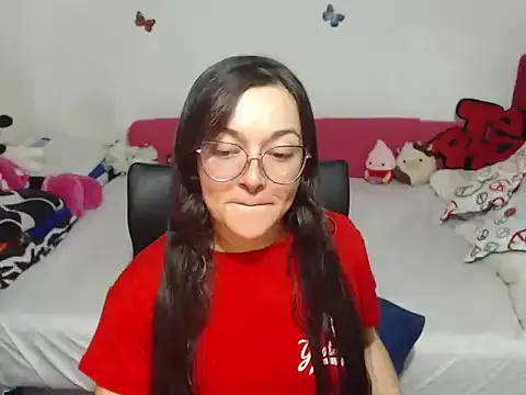 Angela_18honey — Missionary finger my sweet pussy