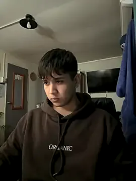 angxhot — Cumming show and naked