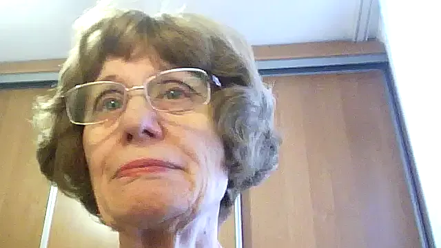 Anna72233 — Freechat on StripChat