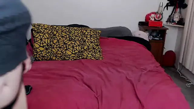 AnniDiMoni — Tits out! (7 Min)
