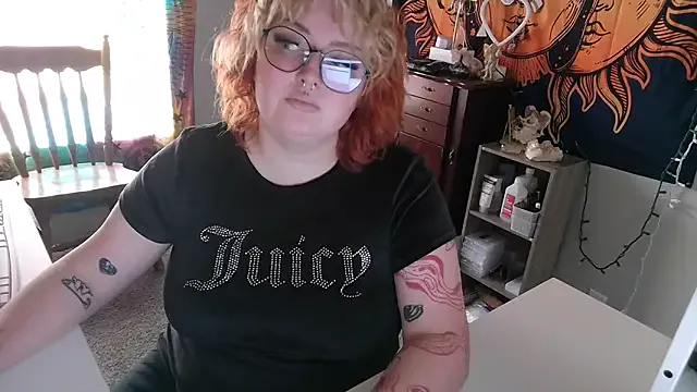 Annikkaa — Get my top off!!
