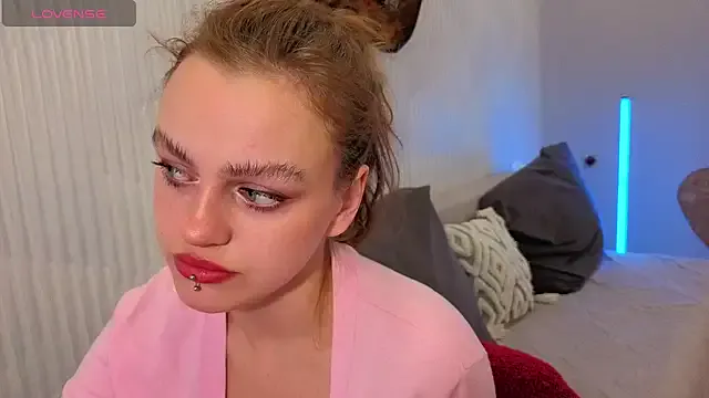 Anny_Blossom — cum for me