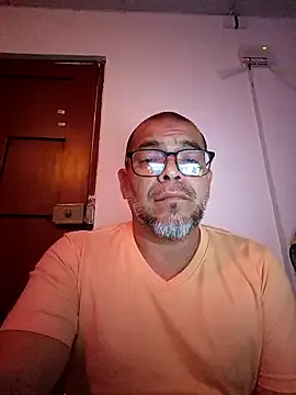 ANTHONYHOTT69 — Freechat on StripChat