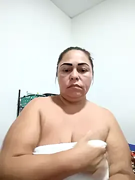 Antonella_779 — Freechat on StripChat
