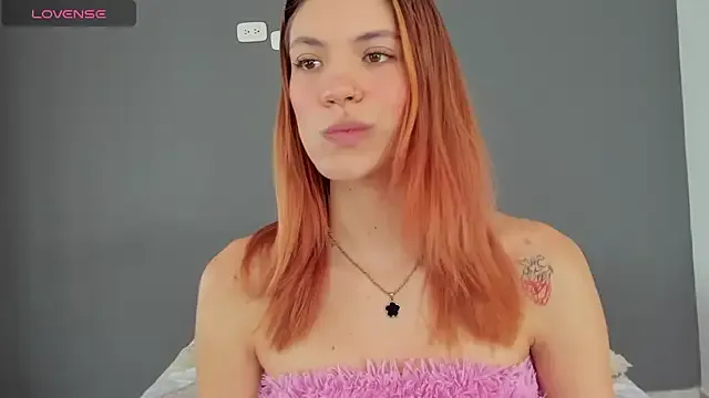 AntonellaaRossii — Striptease