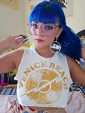 anyalikestosuck — sit on ur face+play with my pussy!