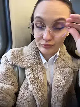 Apple__Brandy — make me CRAZY HORNY near people in bus