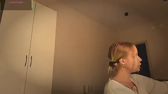 arachnissa — HARD ass slaps 20x