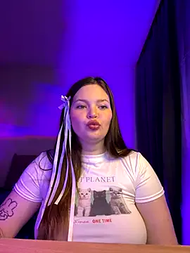 Aria-Lane — show naked