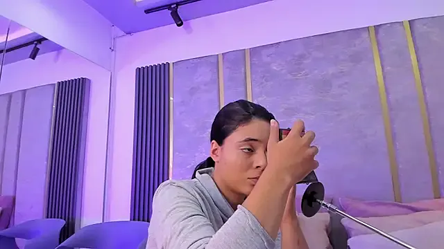 AriaAlvarado_ — show tits