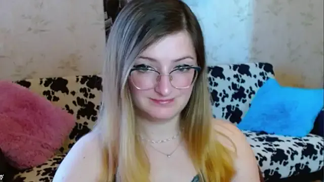 Arielsssplash — Freechat on StripChat