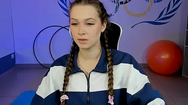 ArielSykes — stretching