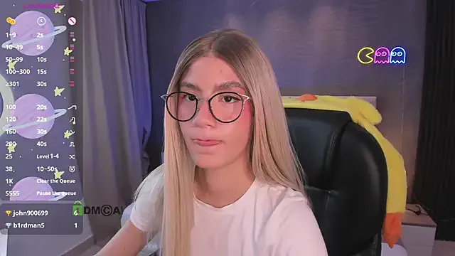 Arinextdoor — Deep Throat + Cum in the tits.