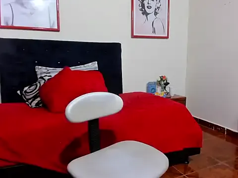 ashley_linsay — Finger in ass