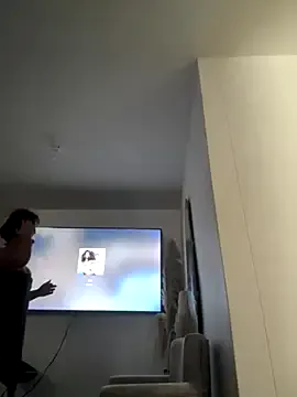 ashley_Tompson1 — Help me start making my house