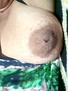 Asian_clarize — Hello guys help Pvt pussy hair