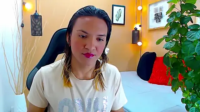 aslyhernandez_7 — hot naked