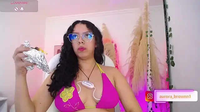 Aurora_Brownn — Show tits + bounce