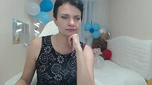 AvaSaturnian — Freechat on StripChat