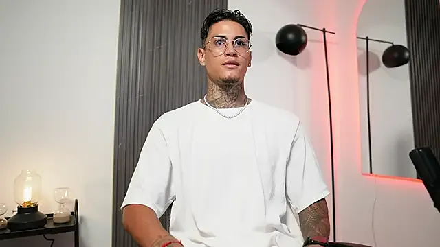 AxelVilla_ — Show cum