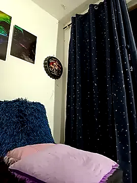 baby_liz01 — off panty , wet pussy cum squirt