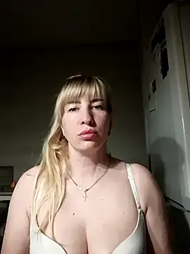 babyjessi — Spanks ass