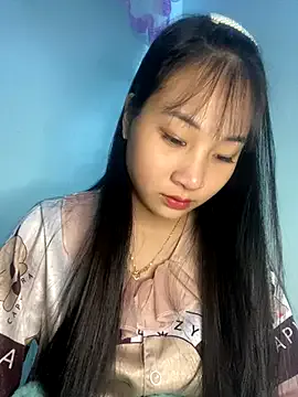 banlinh004 — Freechat on StripChat