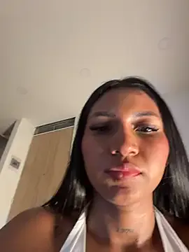 Barbiebrunette_ — play pussy