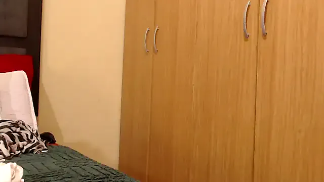 BarbieGirly — SUCK SOME JUICEY MILKY TITS