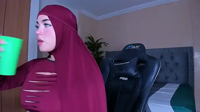 Bashira_Ahmad — Show stripdance and body naked