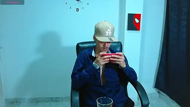 Bastiaan_28 — cum