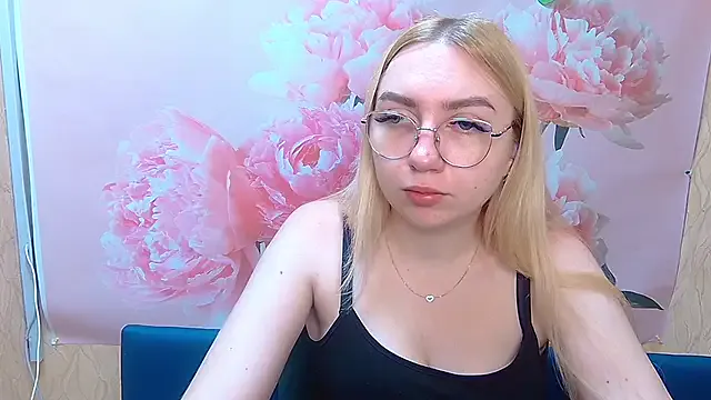 BeatriceFly — cum show