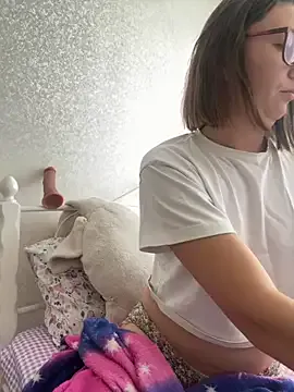 BeatriceTender — Do you want to touch my pussy?