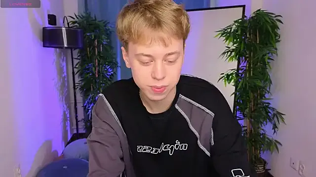 bee_boy_ — Remove the T -shirt