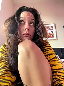 bellafreakyfun — naked playing with pussy