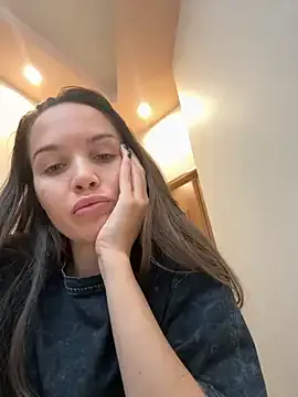 Beverly_Hilll — Private on StripChat