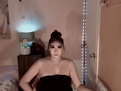 Biancafoxie — wanna vibrate me  make nasty    and cumm