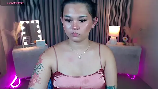 BIGCOCK_ELLATS — WORSHIP YOUR  GODDESS COCK!! BUZZ ME!