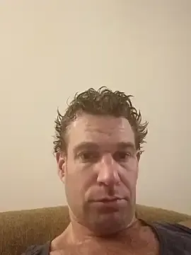 BigD1ckDan86 — Make my big cock explode cum!
