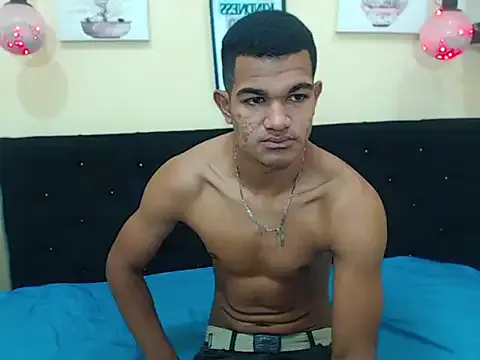 Black_hugecock — 1 cumm