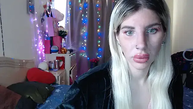 BLACKPeonyy — suck dildo