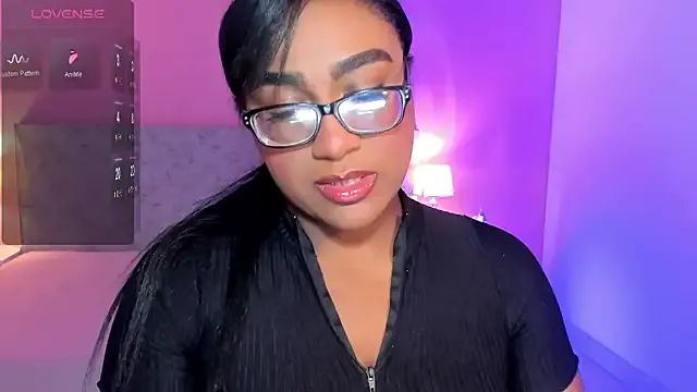 BlakmillerrGilson — Flash boobs