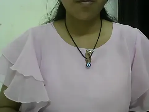 Bold_rashmika — boobs out publick