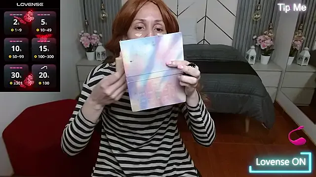 Bom_BomXX — rub clitoris + slap