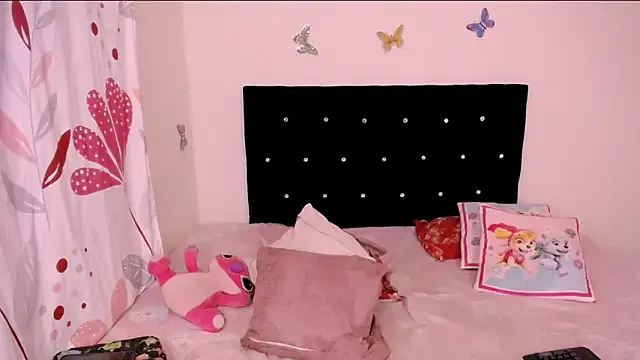 bonniebakerx11 — plug  ass