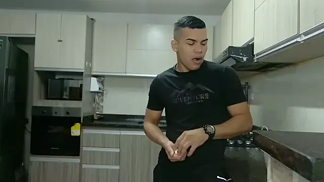 Boysgang_sex — BLOW JOB AND KISSING