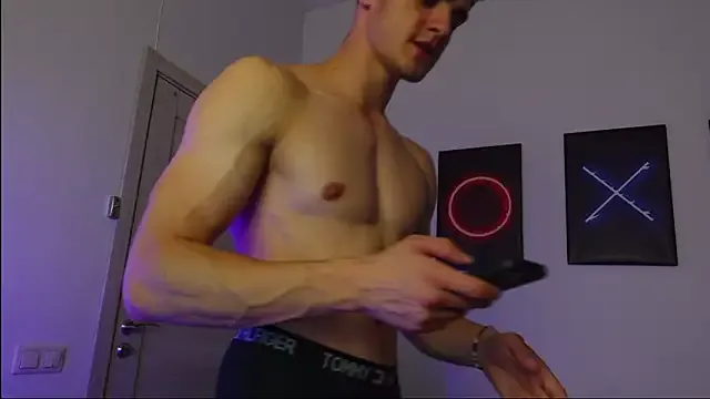 Brad_Holloway — public cumshow